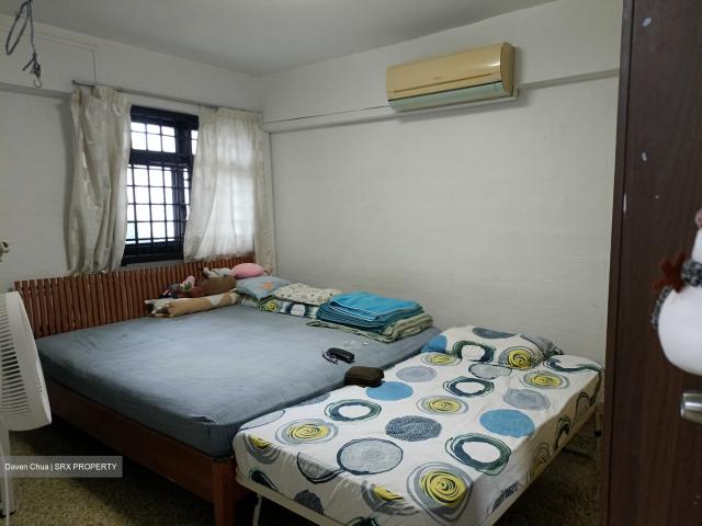 Detached House for sale in Queenstown, 23 North West