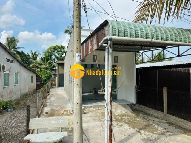 Nhà mặt phố bán