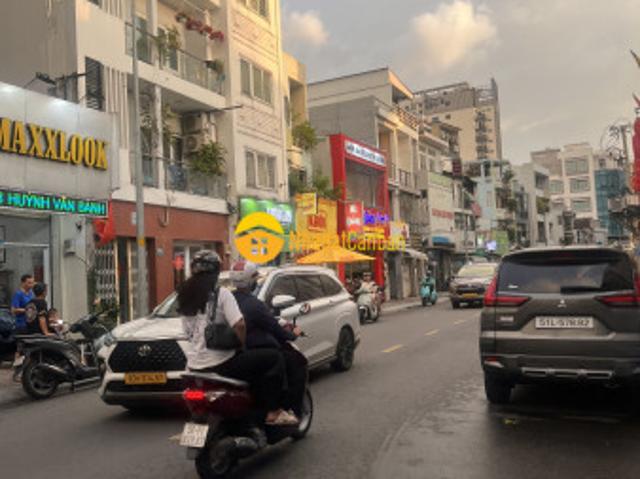 Nhà mặt phố bán