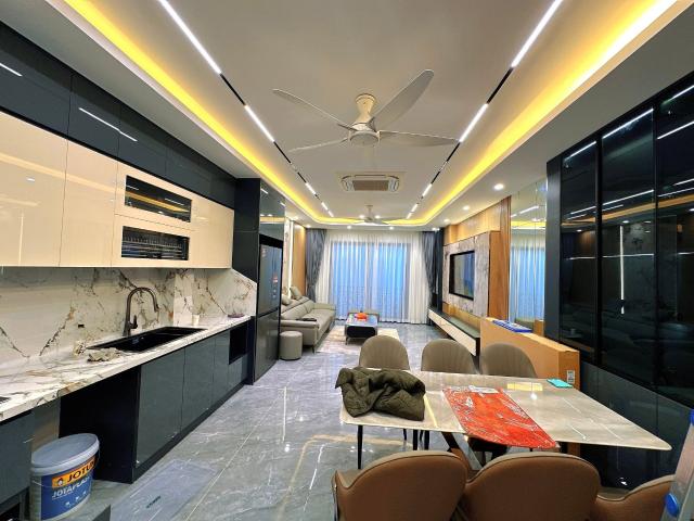 Nhà mặt phố bán