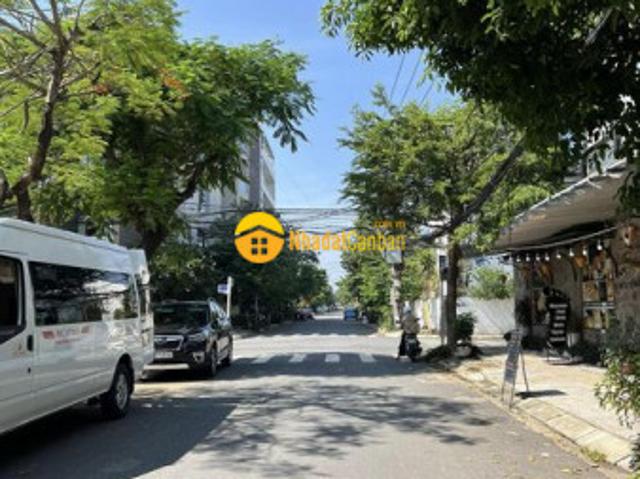 Nhà mặt phố bán