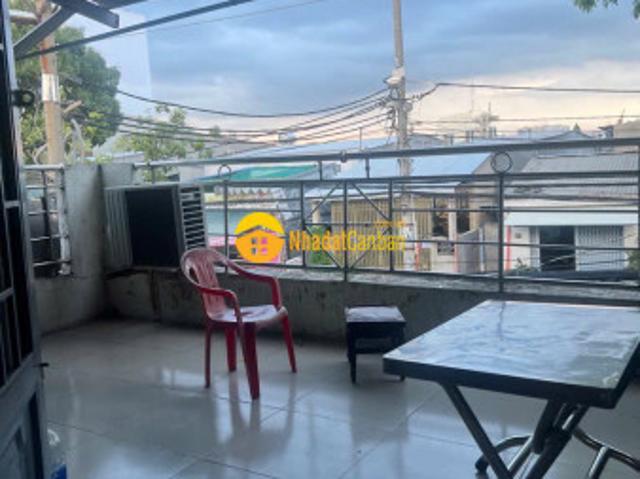 Nhà mặt phố bán