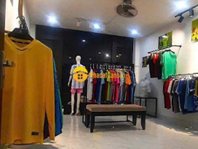 Nhà mặt phố bán