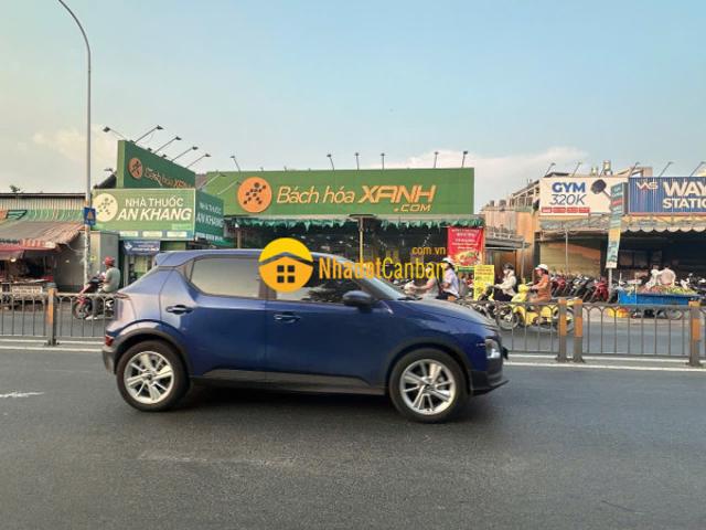 Nhà mặt phố bán