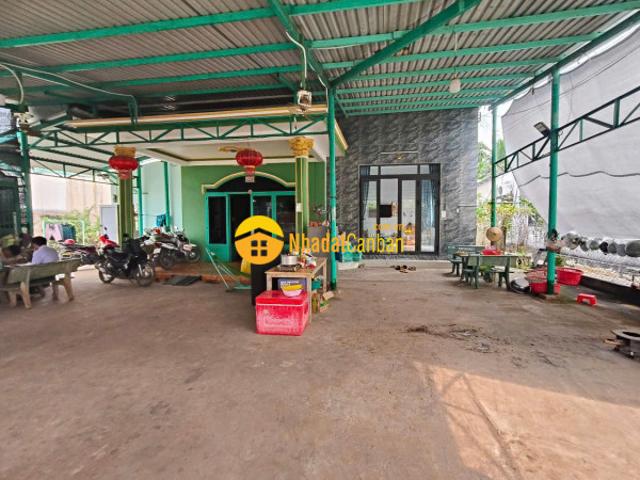Nhà mặt phố bán