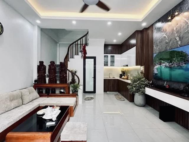 Nhà bán tại Hoàn Kiếm, Hà Nội