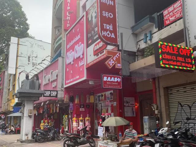 Nhà mặt phố bán tại Khuôn viên UBND Thành phố Hồ Chí Minh, Thành phố Hồ Chí Minh