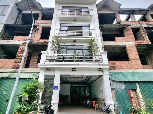 Nhà mặt phố bán tại Hoàn Kiếm, Hà Nội