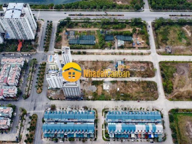 Nhà mặt phố bán