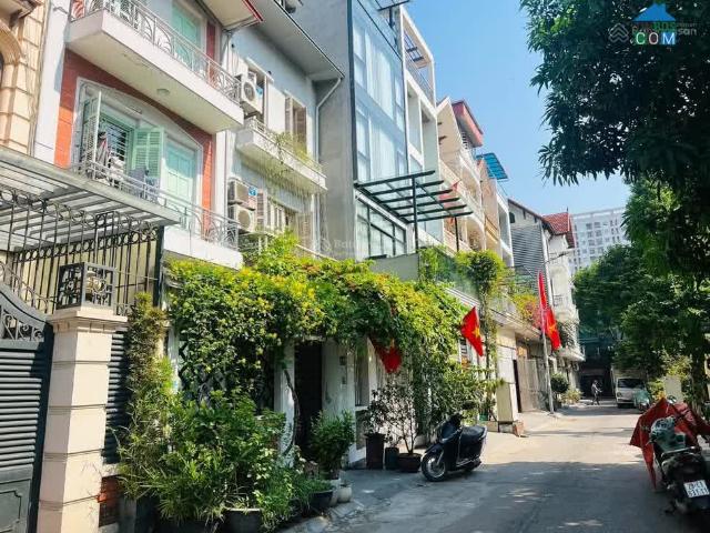 Nhà bán tại Hoàn Kiếm, Hà Nội