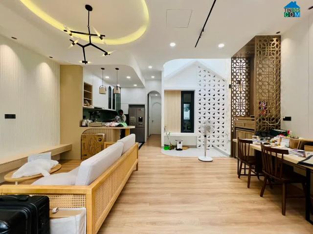 Nhà bán tại Khuôn viên UBND Thành phố Hồ Chí Minh, Thành phố Hồ Chí Minh