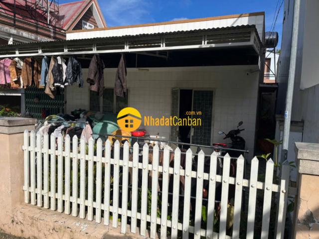 Nhà bán