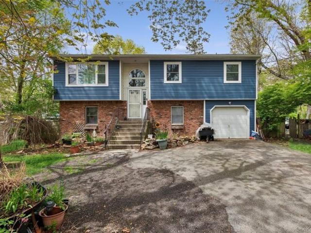 House for sale in Centereach, New York