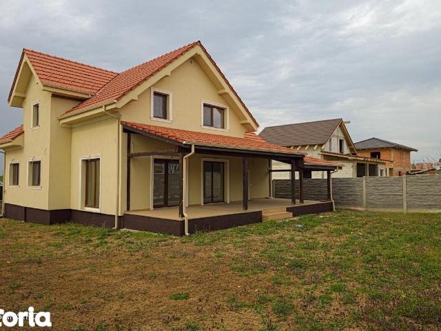 Casă vânzări