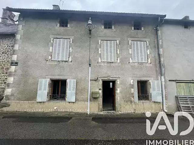 Maison vente à Riom, Giat