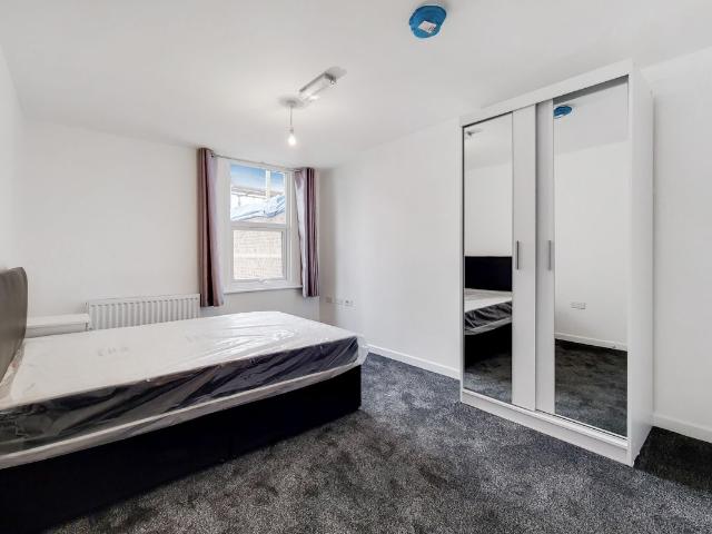 Room for rent in Norbiton, Greater London