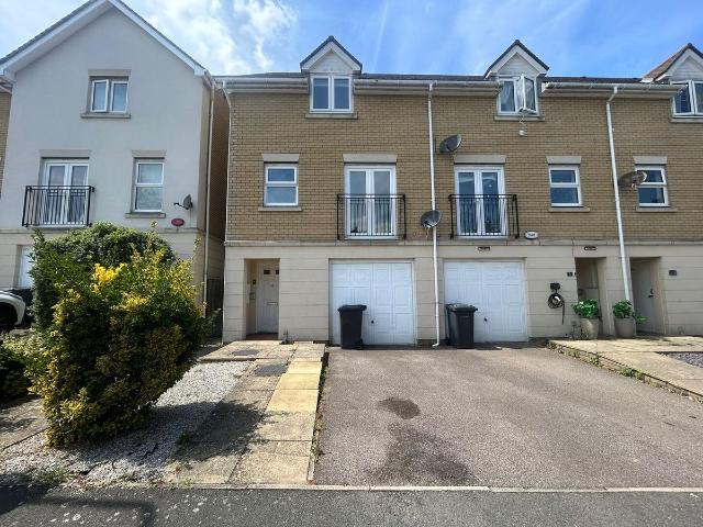 Apartment for rent in Priory Gardens, Dartford