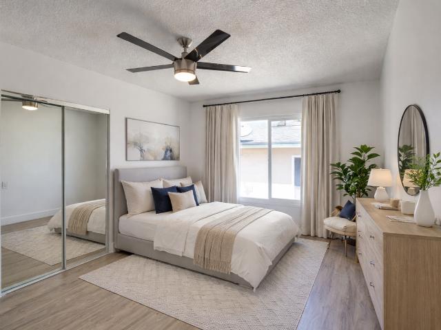 Apartment for rent in Canoga Park, California