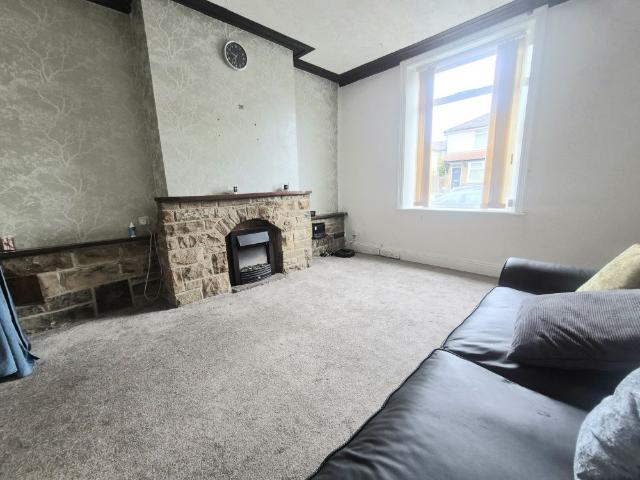 House for rent in Highroad Well, Sowerby Bridge