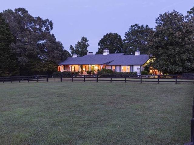 House for sale in Landrum