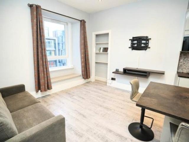 Apartment for rent in Fountainbridge, Scotland
