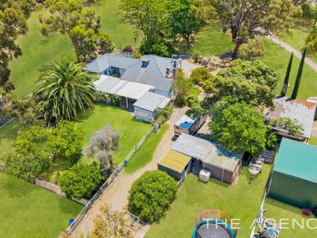Cottage for sale in Wundowie, Western Australia