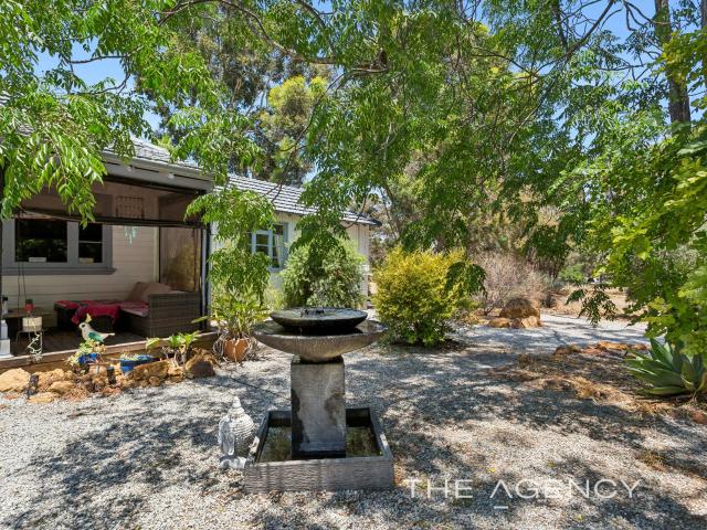 Cottage for sale in Wundowie, Western Australia