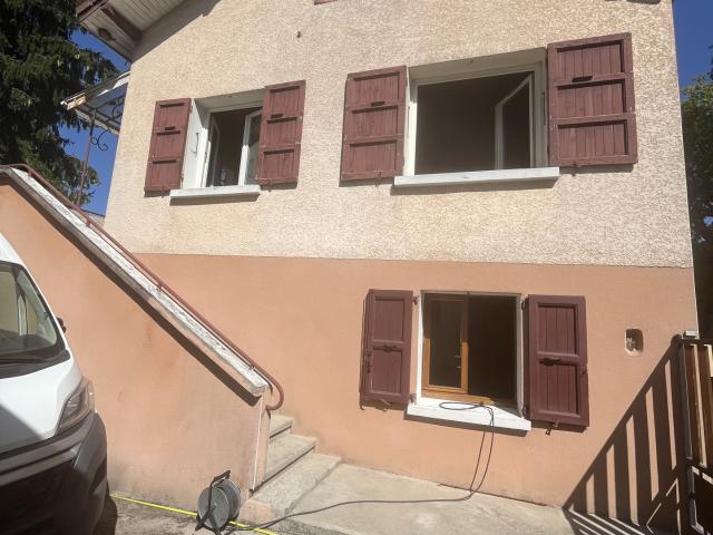Maison vente à Grenoble, Gières