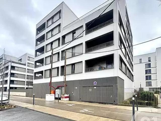 Garage vente à Gif-sur-Yvette, Essonne