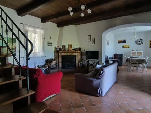 Villa Indipendente in vendita a Giffoni Valle Piana, Campania