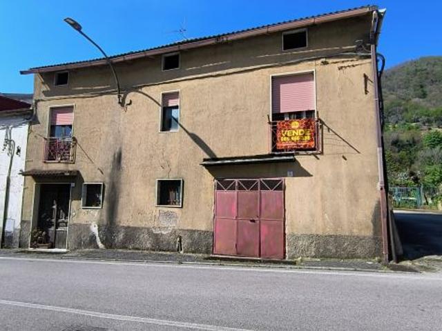 Villa Indipendente in vendita a Giffoni Valle Piana, Campania