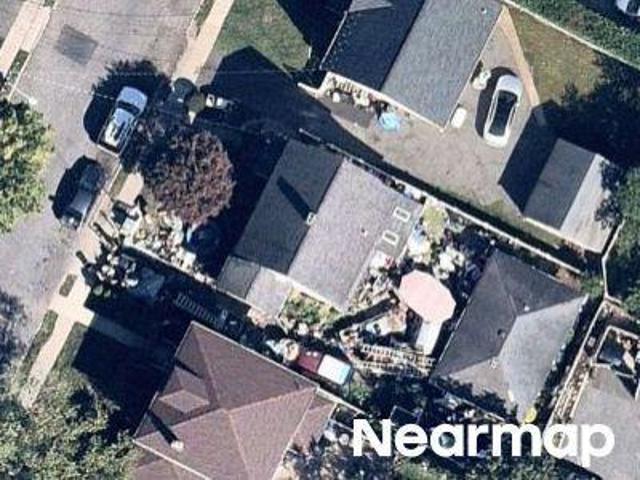 House for sale in Teaneck, New Jersey