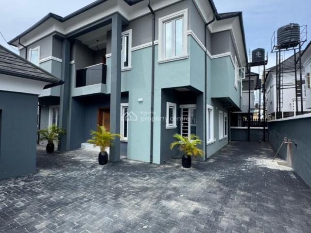 Detached duplex for sale in Lekki, Lagos