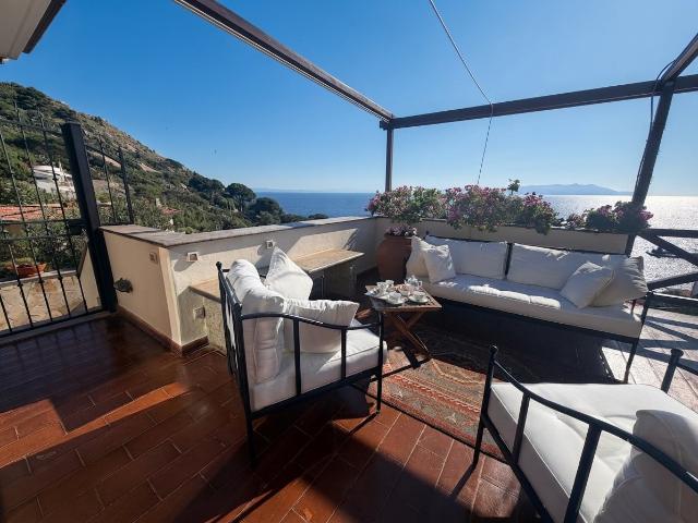 Casa in vendita a Isola del Giglio, Giglio Castello