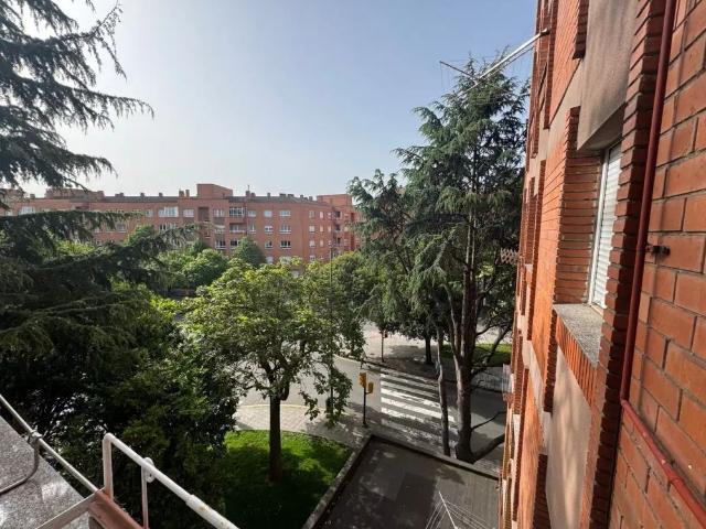 Apartamento en alquiler en Santa Olaya, Gijón