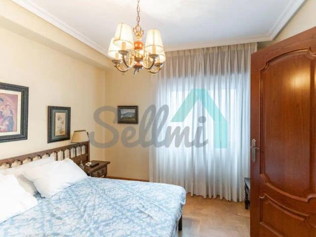 Apartamento en alquiler en Los Campos, Gijón