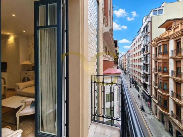 Apartamento en alquiler en Los Campos, Gijón