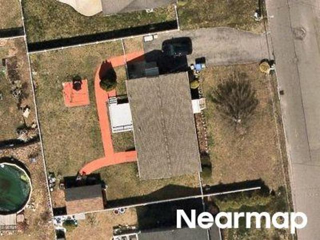 House for sale in Pine Point, Springfield