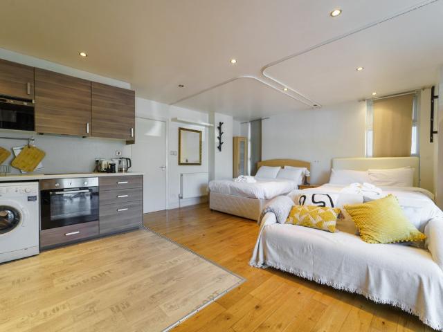 Studio for rent in Kennington, Greater London
