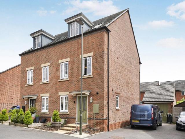 House for rent in Great Oldbury, School House