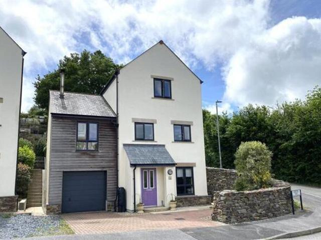 House for sale in Lostwithiel, Cornwall