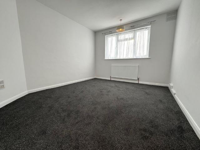 Apartment for rent in Polegate, Cross In Hand