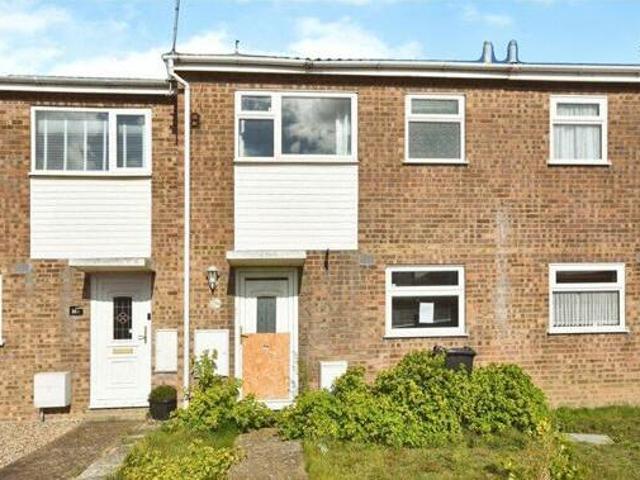 House for sale in Dale Hill, Essex