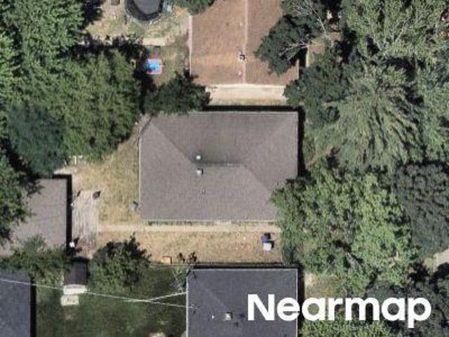 House for sale in Zion, Lake County