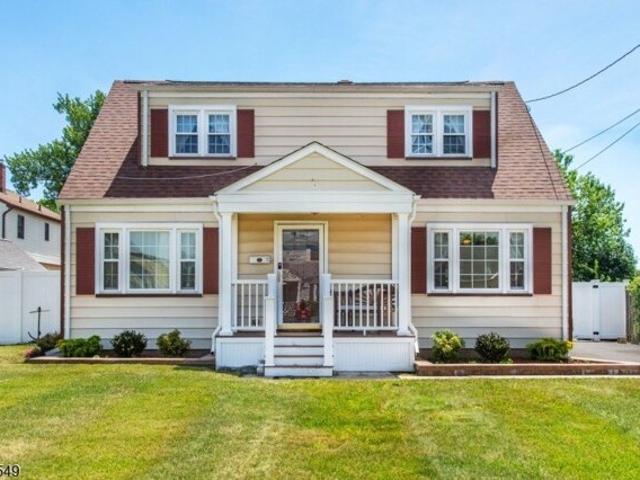 House for sale in Middlesex, New Jersey