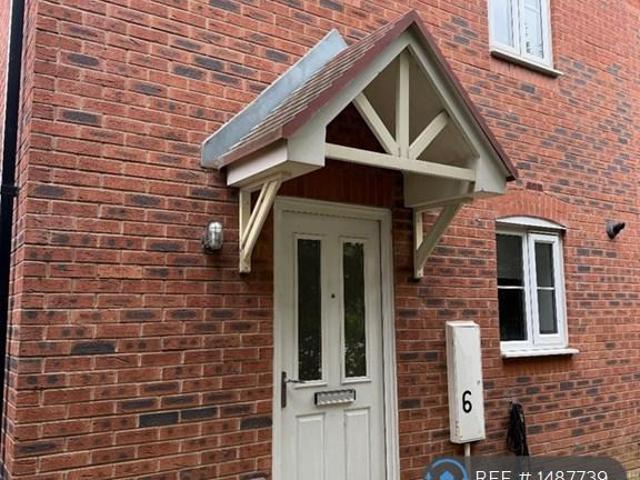 House for rent in Grove Hill, Normanby