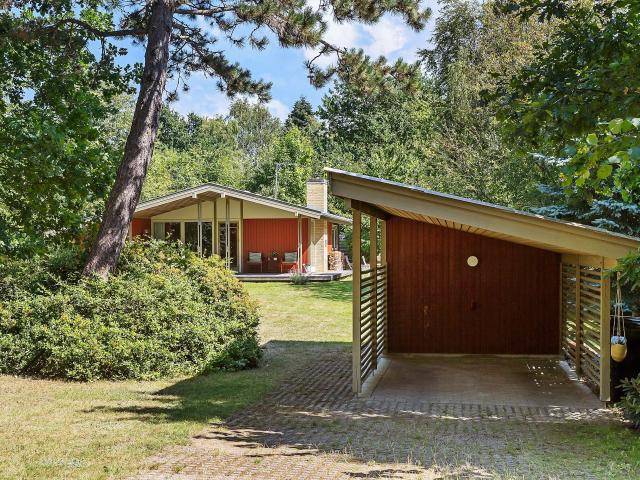 Hus til salg i Udsholt Strand, Brøndby