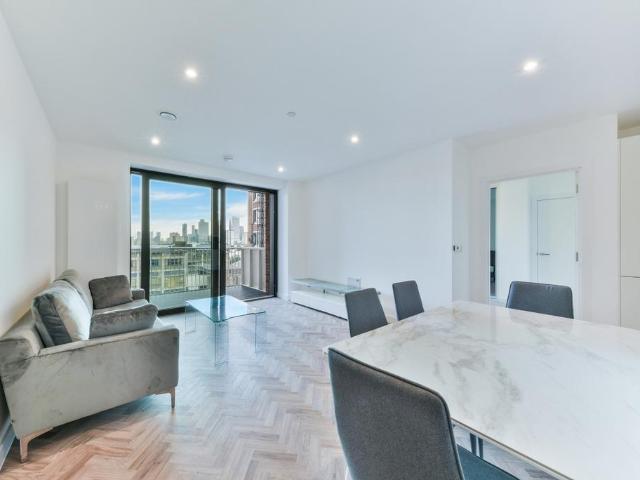 House for rent in Bromley-by-Bow, Poplar Grove