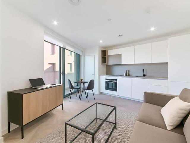 Studio for rent in Bromley-by-Bow, Poplar Grove