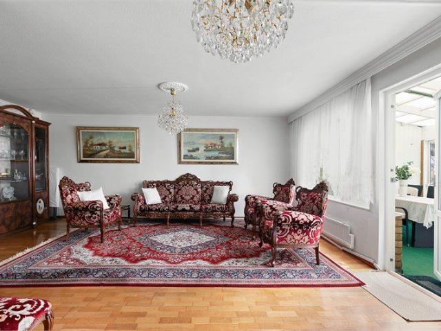 Hus hyra i Ronna, Södertälje